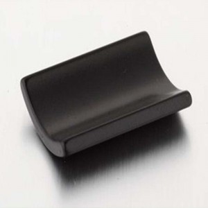 Suorituskykyinen kestomagneettigeneraattori, neodyymimagneetti