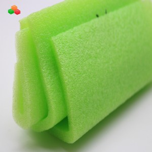 Tukku räätälöity iskunkestävä korkea tiheys epe vaahto reunan nurkasuojamateriaali huonekalujen / koneiden kuljetuspakkauksiin