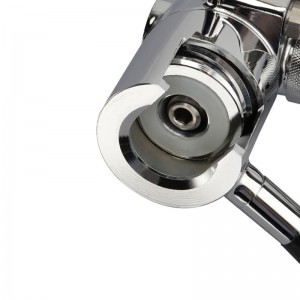 Myytävänä oleva metallipullotäyttöinen oluthana