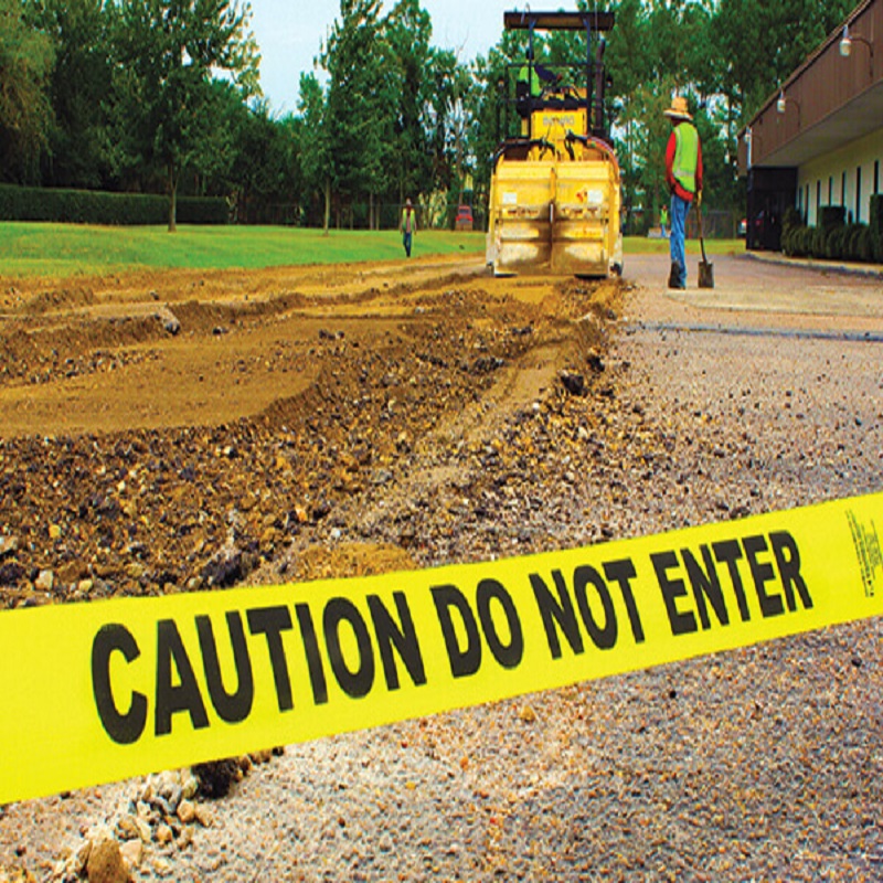 Mukautettu varovaisuus ja barikadu-nauha