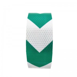 korkealaatuinen räätälöity suunnittelu liikenneturvallisuus punainen valkoinen heijastava varoitus muovinen varoitusmerkki