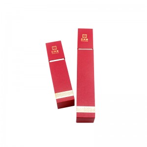 Neliönmuotoinen lahjarasia erikoisvalmisteista harvinaista matkamuistoa