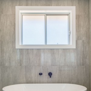 Alumiini ja UpvcSKIIVISTÄVÄT ikkunat