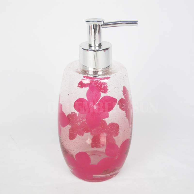 6 kpl lasia kylpytuotteita