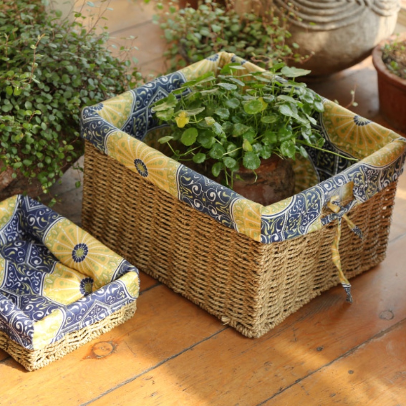 Vuorattu makuuhuoneen säilytyskori