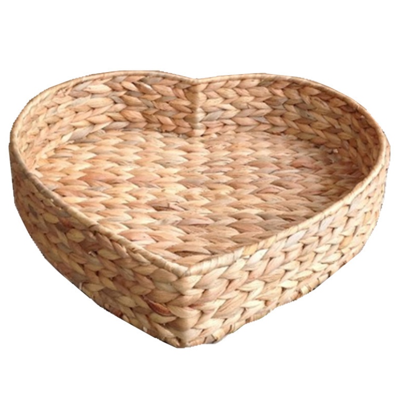 Sydämenmuotoinen vesihyatsinttikori