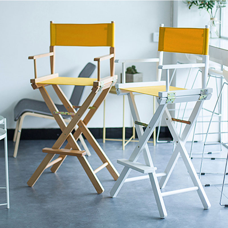 Elokuvaohjaajan tuoli --- Jokaisen elokuvamedian luovan tuottajan valtaistuin