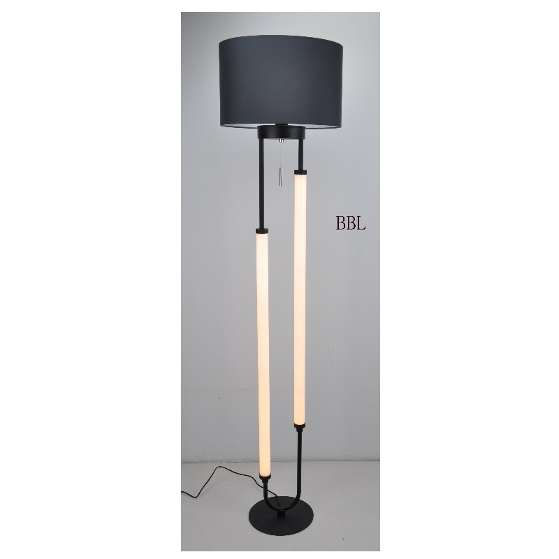 LED-lamppu, jossa on LED-ohjain ja E27-pistoke