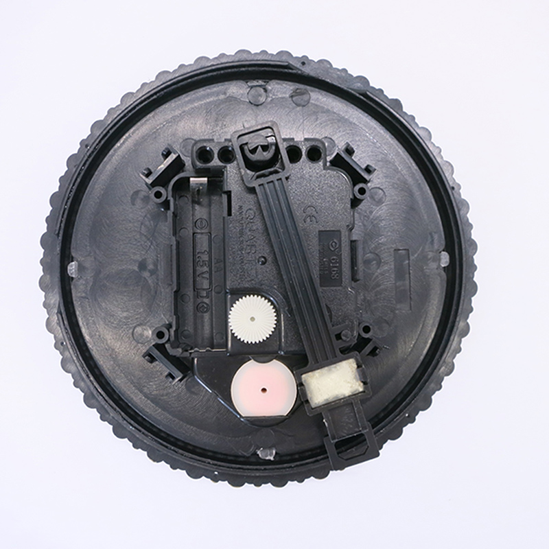 Antiikkinen kello, jossa on 150mm halkaisija, käyrä viinirypäleen seinäkello