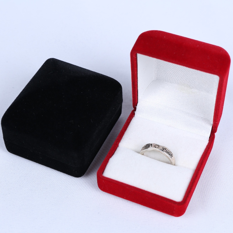 Kohta D-57 pyöreä kuvio Velvet Box sormusta, kolikko &virkamerkkiä varten, mm.45*52*41, painot noin 30g