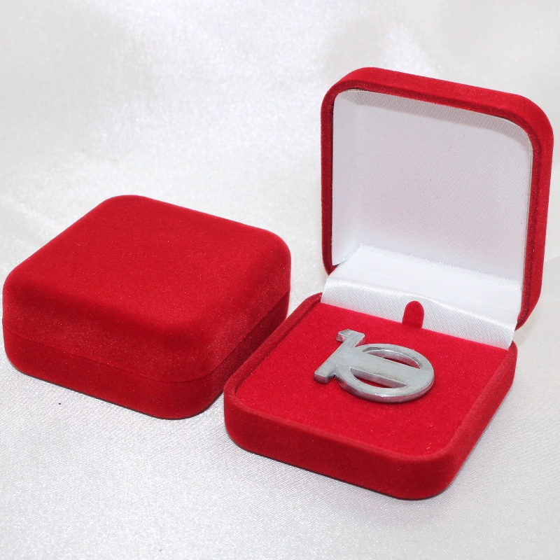 Kohta F-2S pyöreä muoto Velvet Box virkamerkkiä ja rahaa varten, mm.52*57*25, painot noin 26g