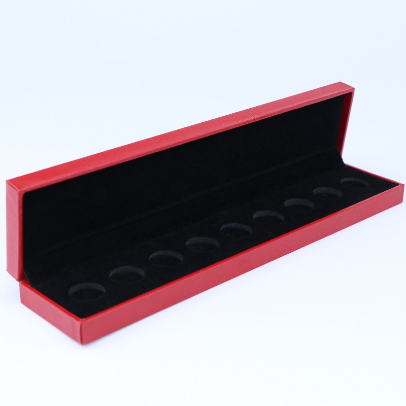 Tuote V-11 suorakulmion keinonahainen paperilaatikko 210 * 35 mm kolikoille, rintanappi & kaulakoru jne. Mm. 240 * 52 * 30, paino noin 130 g