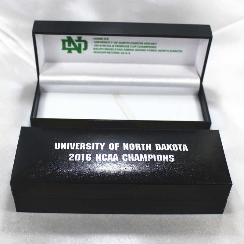 Tavara V-12L-suorakulmio Leatherette Paperilaatikko 140*35mm. moninkertaiset merkit, kynät &kaulakoru jne. mm.160*58*40, painot noin 120g