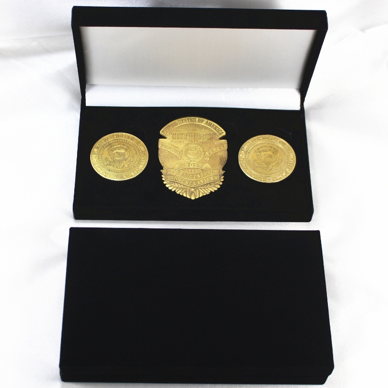 Kohta V-18L suorakulmio flanellette box for 150*75mm kaksoismetallirahat, merkit＆kalvosinnapit jne. mm.174*102*32, painot noin 168g