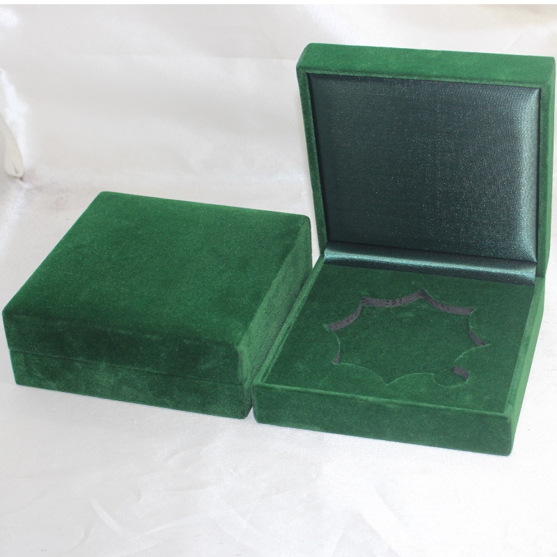 Tuote V-22 neliön muotoinen keinonahainen paperilaatikko 90 * 90mm kolikolle, merkille, mitalille jne. Mm.128 * 128 * 50, paino noin 191g