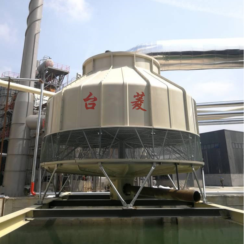 Ero täyttämättömän jäähdytystornin ja pakatun jäähdytystornin välillä