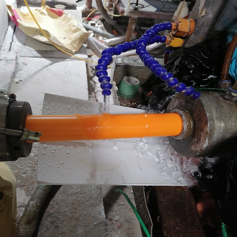 Mukautettu PVC-putki puristettu muovinen PVC-letku Jäykkä PVC-muoviputken viejä Kiinasta