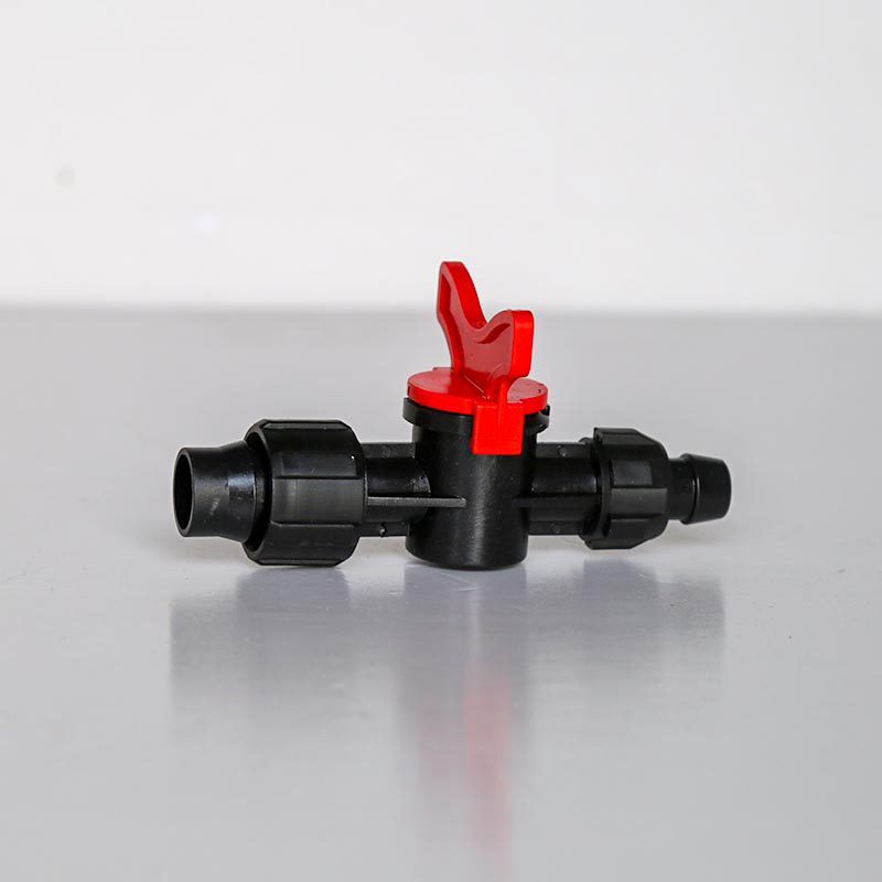 Kaksoislukon ohittava venttiili