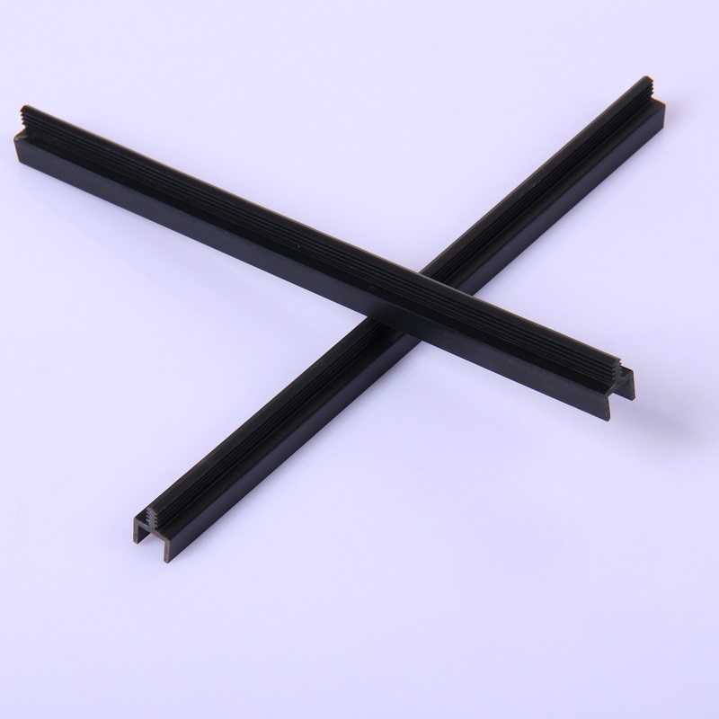 Ammattitaitoinen PVC-profiilin puristusnauha laatikkokaapin huonekaluosalle