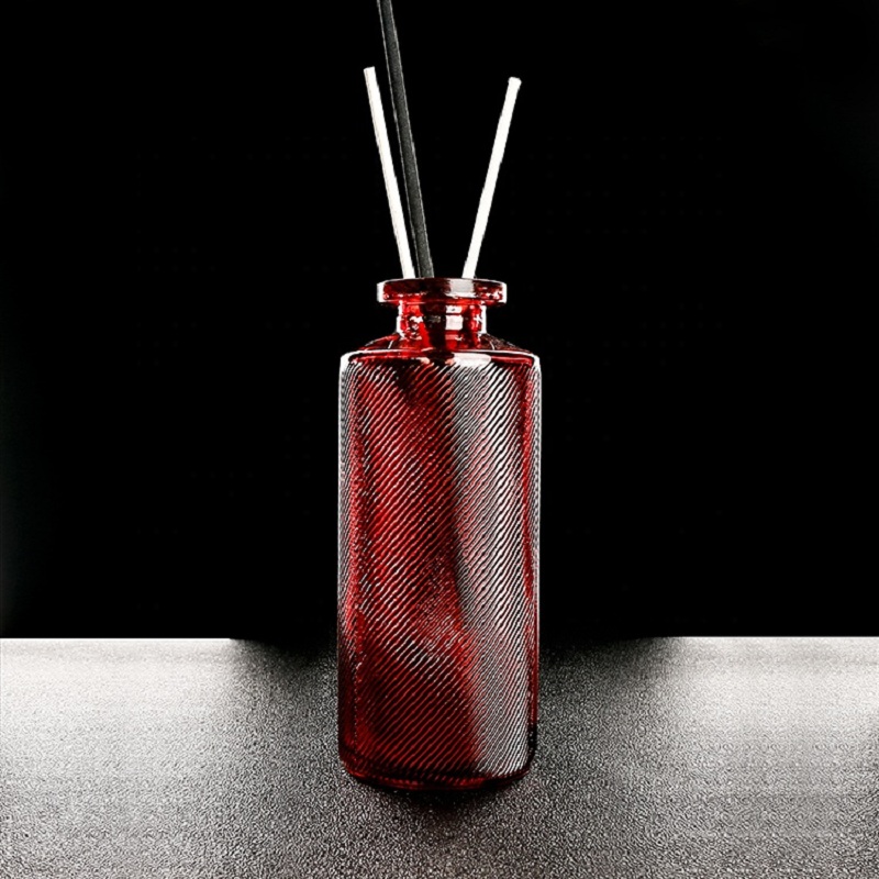 Värillinen ruokohajotinlasipullo korkealaatuisella