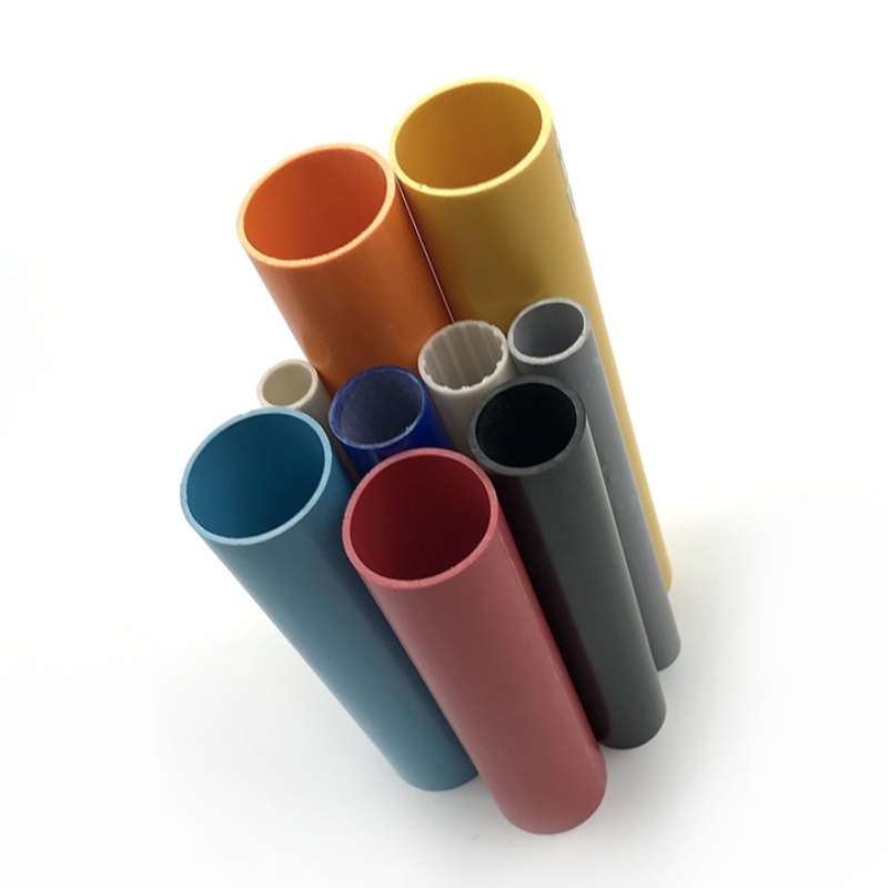 Mukautetut epätavalliset suulakepuristetut muoviprofiilit monenlaisille rakennusten toimistojen sisustusmateriaaleille