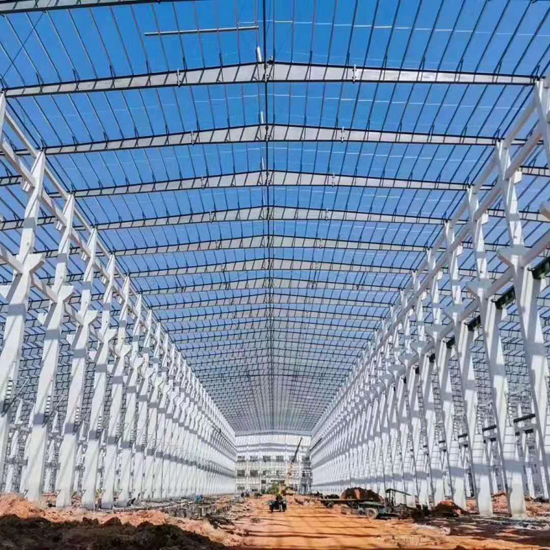 Tukkumyynnin räätälöity teollisen teräsrakenteen sarjan rakennustyöpajavarasto