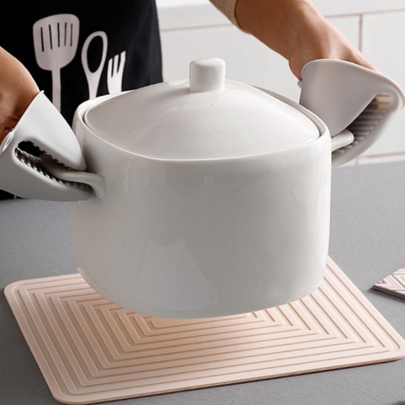 Suorakulmainen aaltopahvimatto