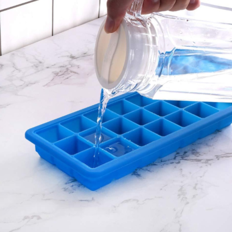Silikageeli 21 jäähila kotitalouksien jääpalalohko 21 kotelo, jossa on peitemuotti, jäädytetyt lisäruokalaatikon jääritilät voidaan räätälöidä etiketillä
