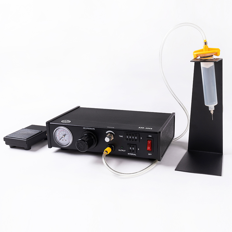 XZR-200A, kiertävä liima-annostelija kaksinkertaisella työskentelyteholla