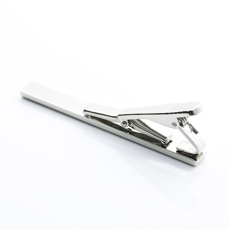 Miesten ruostumattomasta teräksestä valmistetut hiilisolmukkeet, jotka on valmistettu Kiinasta koruja