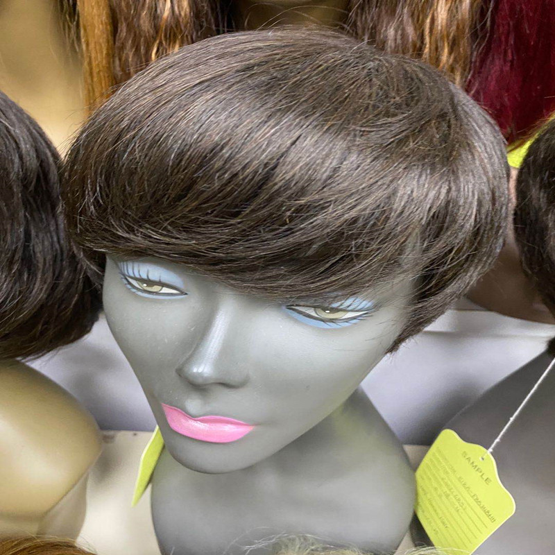 Mitä minun pitäisi tehdä, jos menetän tukkani?Onko siihen hyvä ratkaisu?