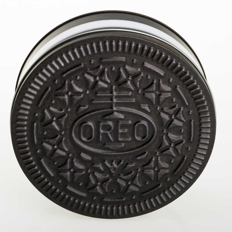 Oreo-muotoinen keksipelti