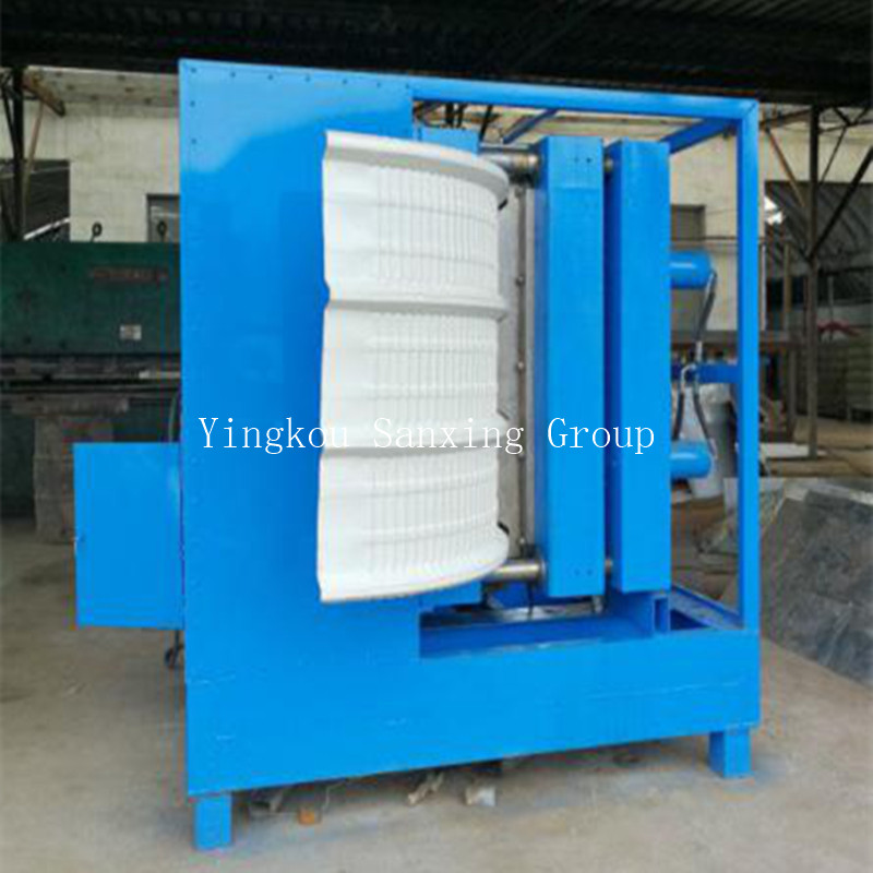 760 palkiton pienikokoinen rakennuskone