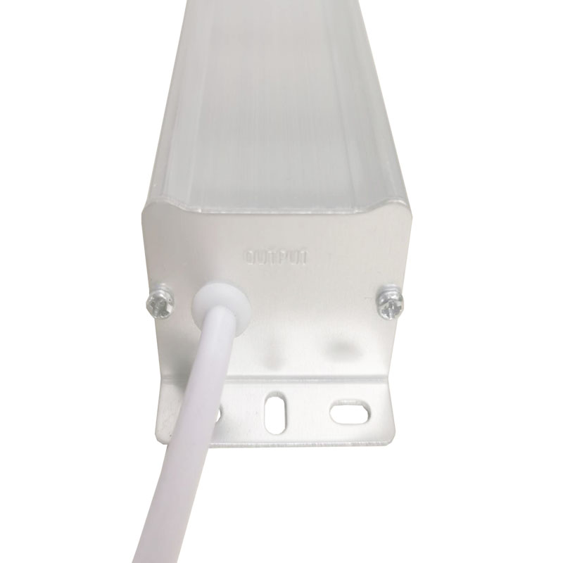 12 V: n 60 W: n led-ohjain Teholähde vakiojännitteellä