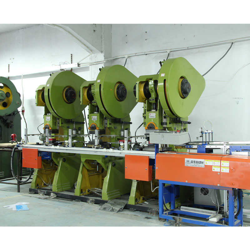 Automaattinen kone ottaa käyttöön tuotelinja, vakaa laatu ja alhainen romu saavutettu!!