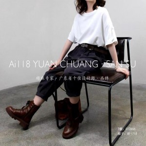 Rentoutunut muotoilu Minimalist Round Collar tyyli Sekoitettu hiha tyylinen Satunnainen Kiinteä väri puuvilla ja liina liioiteltu mukautettu 12656 T-paita