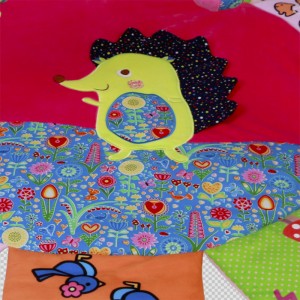 Polygonin vauvan leikkimatto - Hedgehog