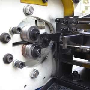 HB-60moottorien akselivalaistus putkissa, automaattinen langan valssauslaite