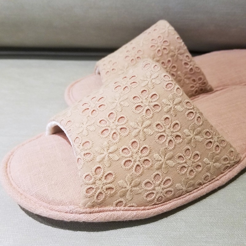 Linja-Crochet Slides