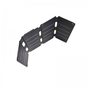 12 W: n aurinkolatauspaneeli