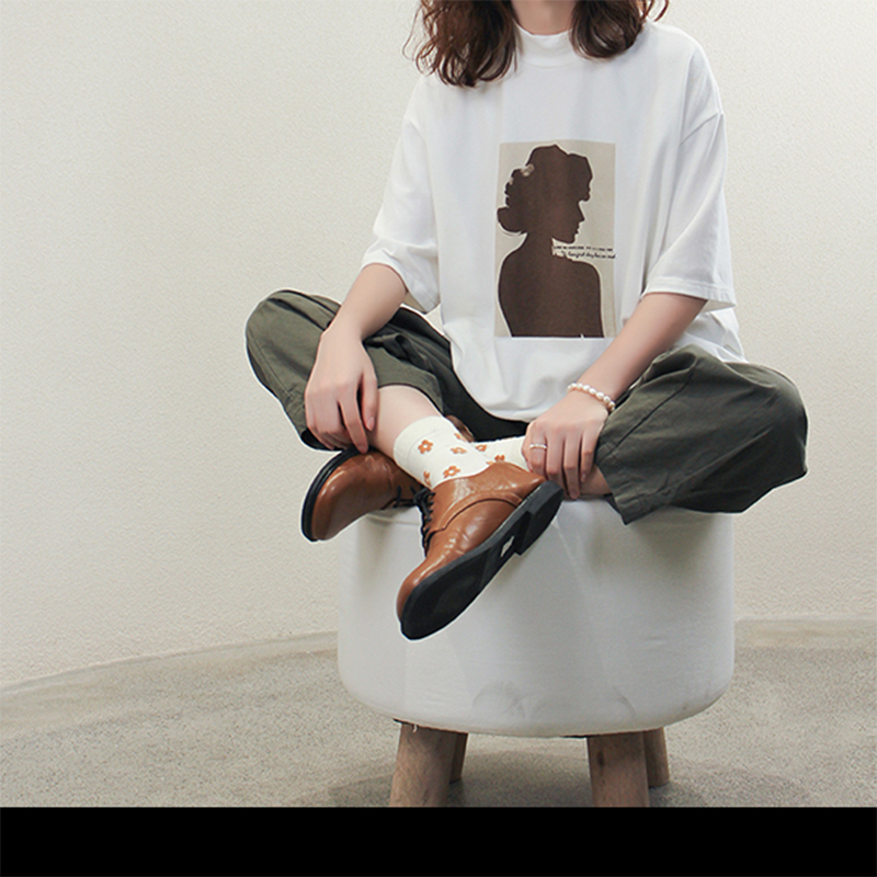 Laita parhaiten tässä T-paidassa,niin hyvä, että sinulla ei ole ystäviä!