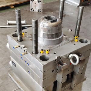 Mukautetut ulkomaiset muovituotteet auto- ja kodinkoneet muovin ruiskuvalumuotti