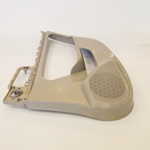 Tarkkuusruiskutusosat Automotive tarvikkeet Muovi Auto Varaosa Muovinen pistokeliitin Die Casting Muovi muotti