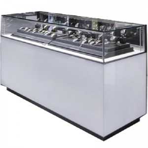 Korutnäytön teline