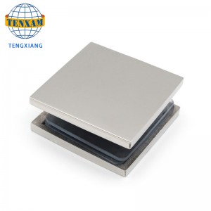 Kiinalainen valmistaja lasi Holding Clips Chrome 2 * 2 tuuman leikkeen messinki lasi oven puristin ovi&ikkuna saranat 8-12 mm lasi kylpyhuone standardi