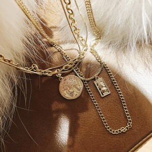 Yksinkertainen ja monipuolinen puseroketju