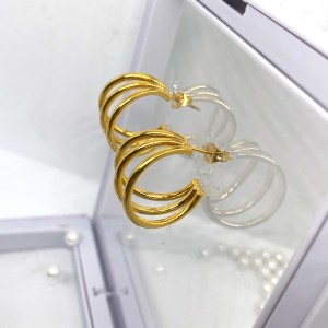 Ruostumattomasta teräksestä valmistettu tyhjiö kullattu 18K/14k korvakorut