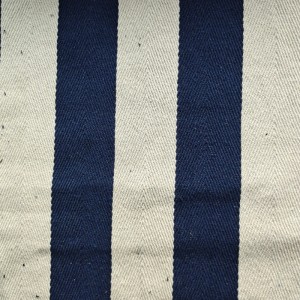 Lanka värjätty puuvilla