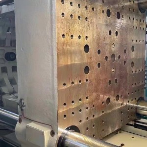 600T toisen käden ruiskuvalu kone