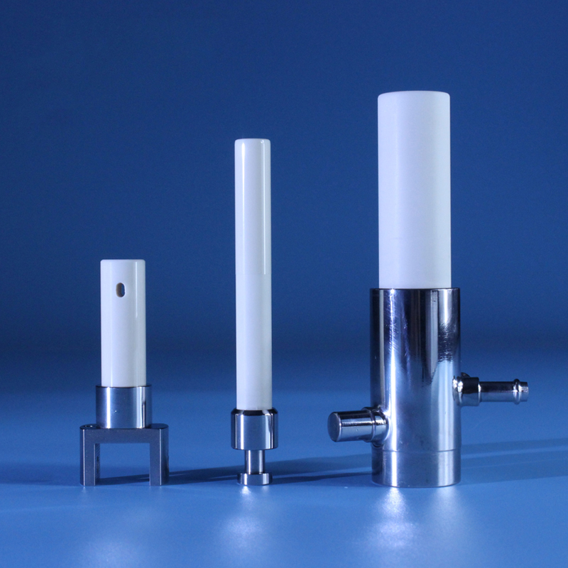 Keraamisen ja metallin liitäntämenetelmä